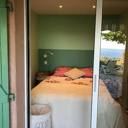 Apartment Beautiful Gulf Of St Tropez Mazet With Large Terrace, Private Area *