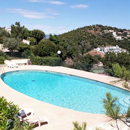 Beautiful Gulf Of St Tropez Mazet With Large Terrace, Private Area *
